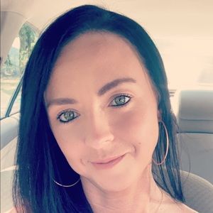 Meet your Posher, Rebekah